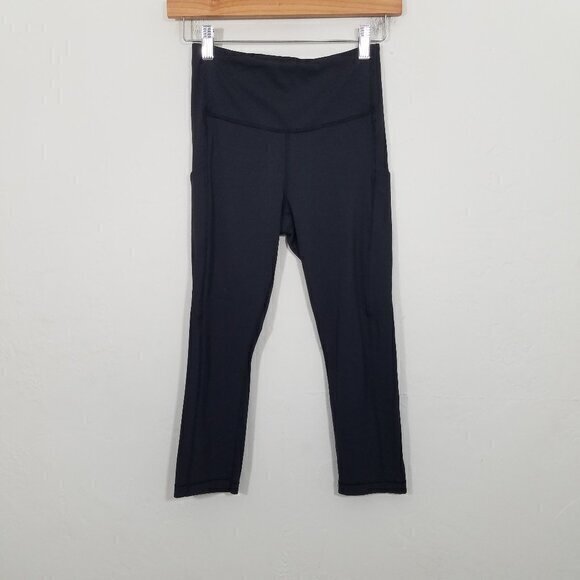 Athleta Pants - Athleta Crop Leggings Black Size XSP